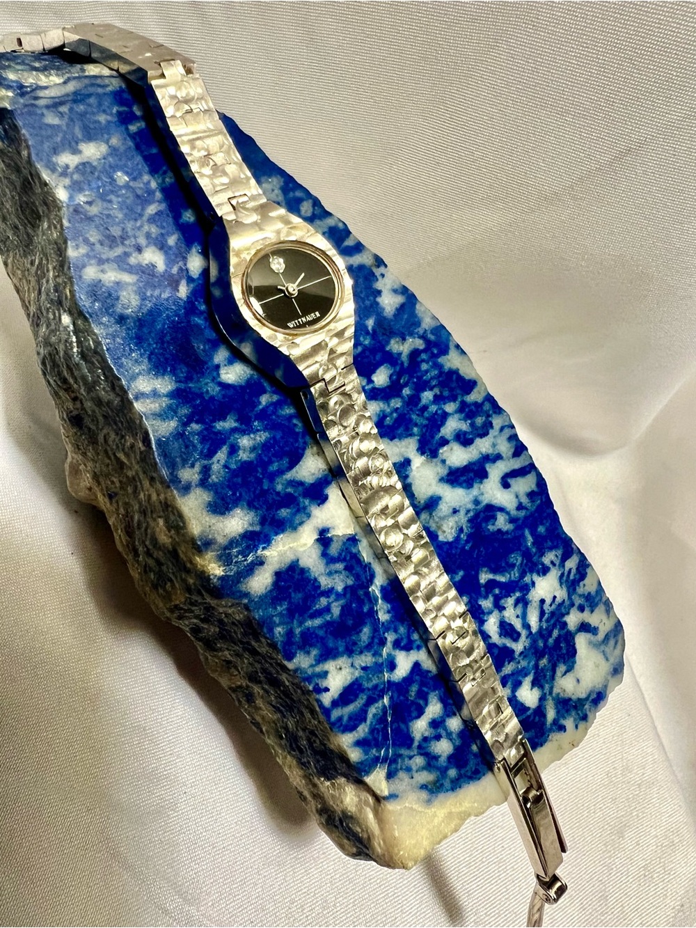 Vntg Witnauer Ladies Watch, one accent stone, stainless steel Back, manual wind
